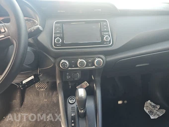 2024 Nissan Kicks S – miniatura 11