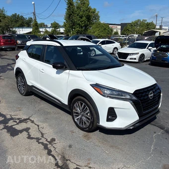2024 Nissan Kicks SR - miniatura 4