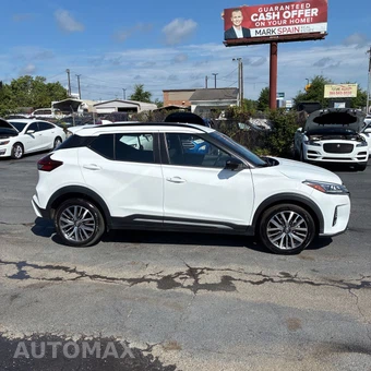 2024 Nissan Kicks SR - miniatura 5