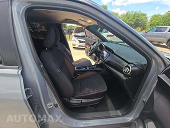 2024 Nissan Kicks SR - miniatura 15