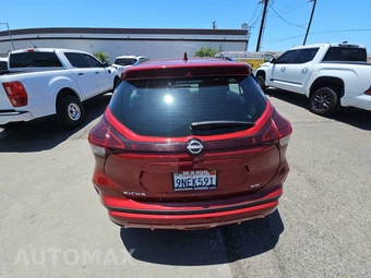 2024 Nissan Kicks SR – miniatura 5
