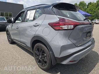 2024 Nissan Kicks SR - miniatura 2