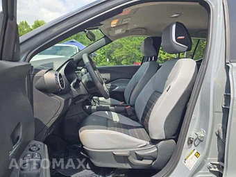 2024 Nissan Kicks SR - miniatura 6