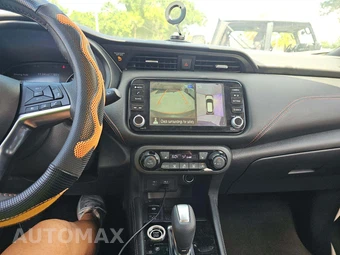 2024 Nissan Kicks SR – miniatura 7