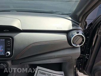 2024 Nissan Kicks SR – miniatura 19