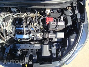 2024 Nissan Kicks SR – miniatura 23