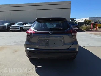 2024 Nissan Kicks SR – miniatura 4