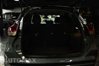2024 Nissan Kicks SV - miniatura 7