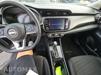 2024 Nissan Kicks SV - miniatura 17