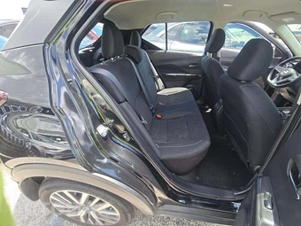 2024 Nissan Kicks SV - miniatura 16