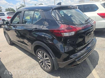2024 Nissan Kicks SV - miniatura 2