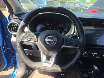 2024 Nissan Kicks SV - miniatura 10