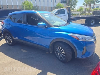 2024 Nissan Kicks SV - miniatura 3