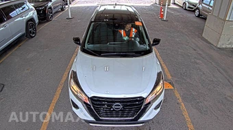 2024 Nissan Kicks SV – miniatura 2