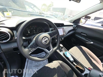 2024 Nissan Kicks SV – miniatura 10