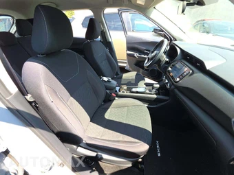 2024 Nissan Kicks SV – miniatura 18
