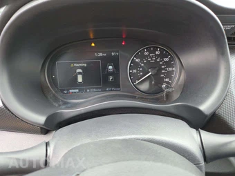 2024 Nissan Kicks SV – miniatura 9