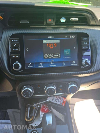 2024 Nissan Kicks SV – miniatura 10
