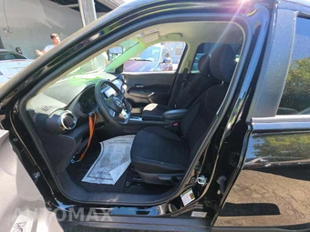 2024 Nissan Kicks SV – miniatura 6