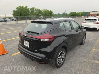2024 Nissan Kicks SV – miniatura 4
