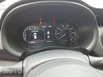 2024 Nissan Kicks SV - miniatura 9