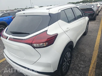 2024 Nissan Kicks SV – miniatura 4