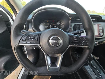 2024 Nissan Kicks SV – miniatura 10
