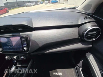 2024 Nissan Kicks SV - miniatura 16