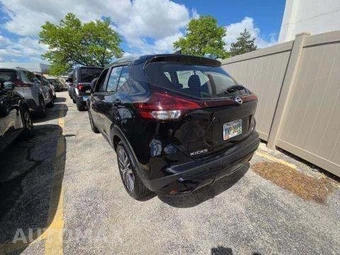 2024 Nissan Kicks SV – miniatura 2