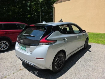 2024 Nissan LEAF SV PLUS - miniatura 5