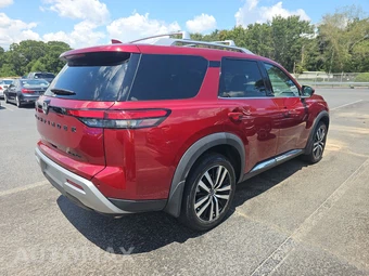 2024 Nissan Pathfinder Platinum - miniatura 4