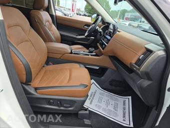 2024 Nissan Pathfinder Platinum - miniatura 16