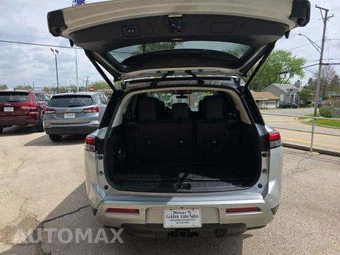 2024 Nissan Pathfinder Platinum – miniatura 15