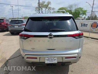 2024 Nissan Pathfinder Platinum – miniatura 22