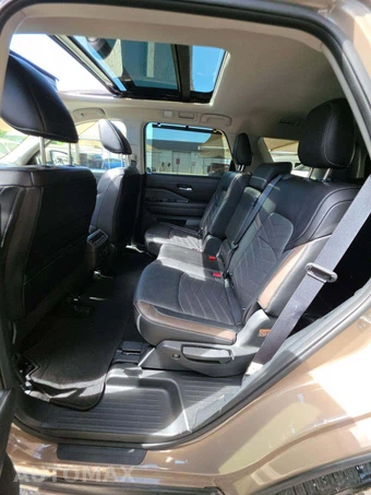 2024 Nissan Pathfinder Platinum – miniatura 13