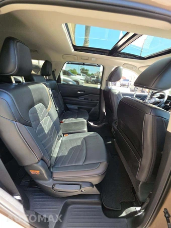 2024 Nissan Pathfinder Platinum – miniatura 17