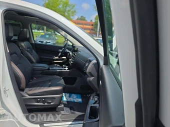 2024 Nissan Pathfinder Platinum – miniatura 16