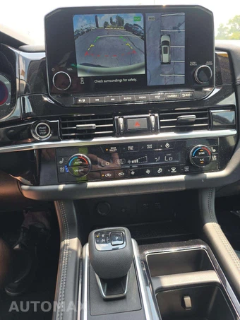 2024 Nissan Pathfinder Platinum – miniatura 7
