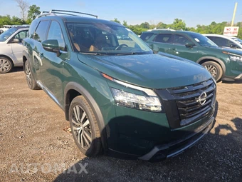 2024 Nissan Pathfinder Platinum – miniatura 3