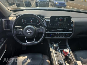 2024 Nissan Pathfinder Platinum - miniatura 12