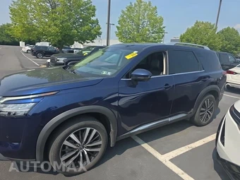 2024 Nissan Pathfinder Platinum - miniatura 8