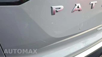 2024 Nissan Pathfinder Platinum - miniatura 21