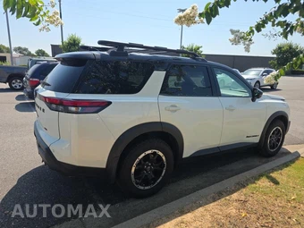 2024 Nissan Pathfinder Rock Creek - miniatura 5