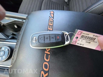 2024 Nissan Pathfinder Rock Creek – miniatura 5