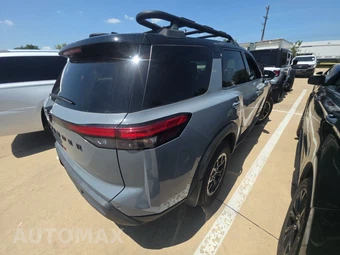 2024 Nissan Pathfinder Rock Creek - miniatura 4