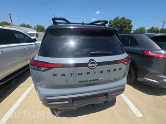 2024 Nissan Pathfinder Rock Creek - miniatura 5