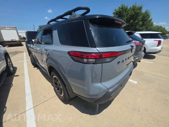 2024 Nissan Pathfinder Rock Creek - miniatura 6