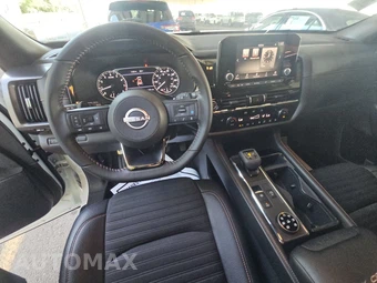 2024 Nissan Pathfinder Rock Creek - miniatura 11