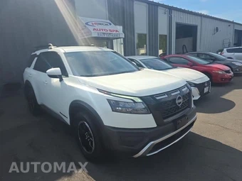 2024 Nissan Pathfinder Rock Creek – miniatura 3