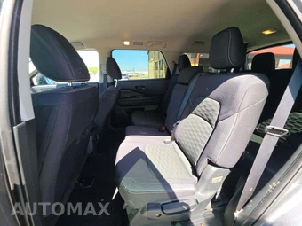 2024 Nissan Pathfinder S – miniatura 10
